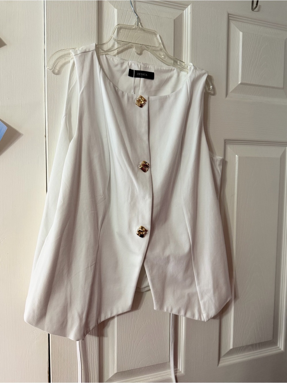 Zesica White Sleeveless Button-Front Top with Gold Accents